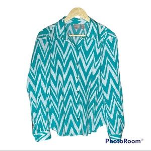 Chicos chevron print crinkled button down shirt